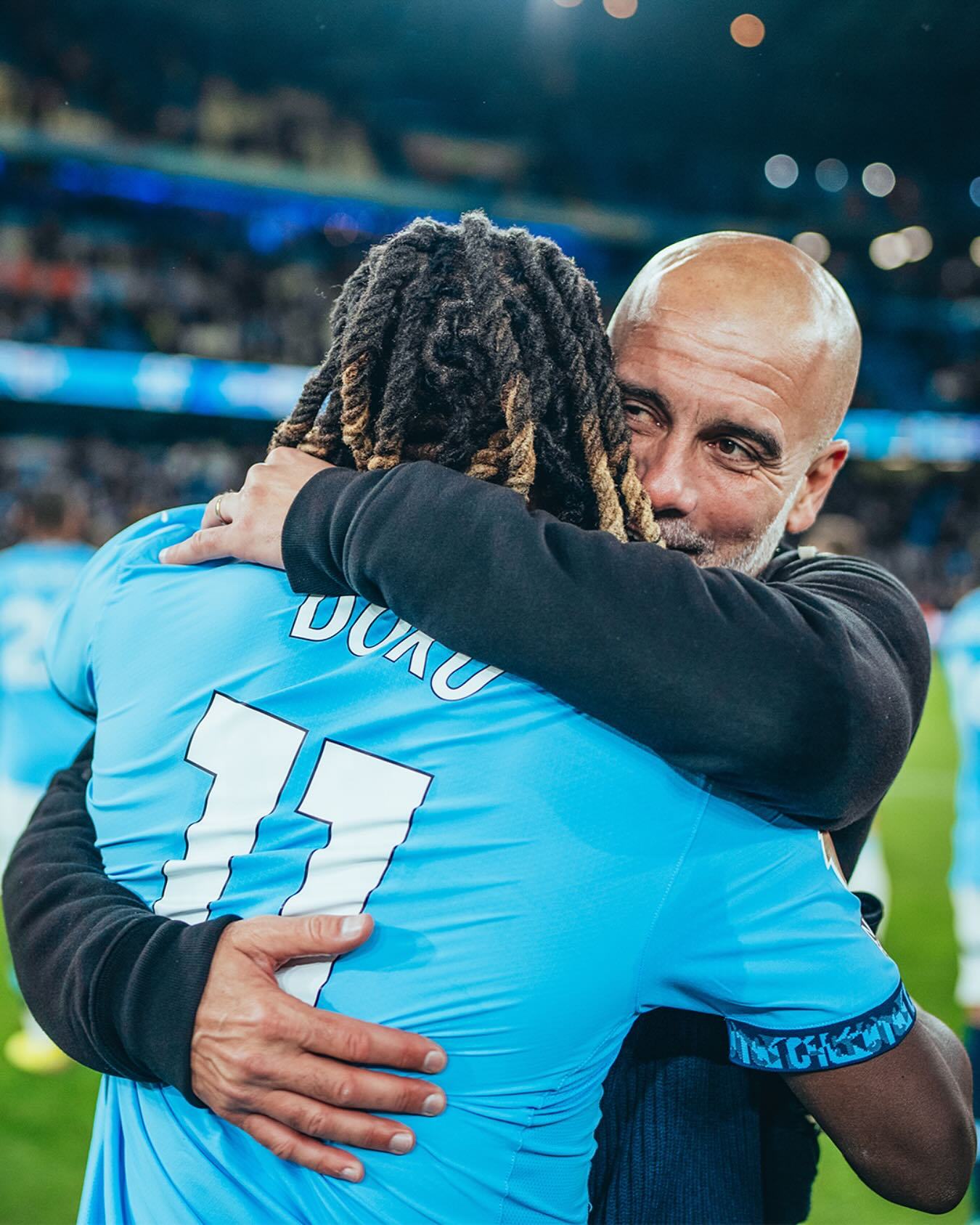 包含英超赛程吃紧；曼联赛前官宣签约；信心回归；资深球员宣示担当的词条