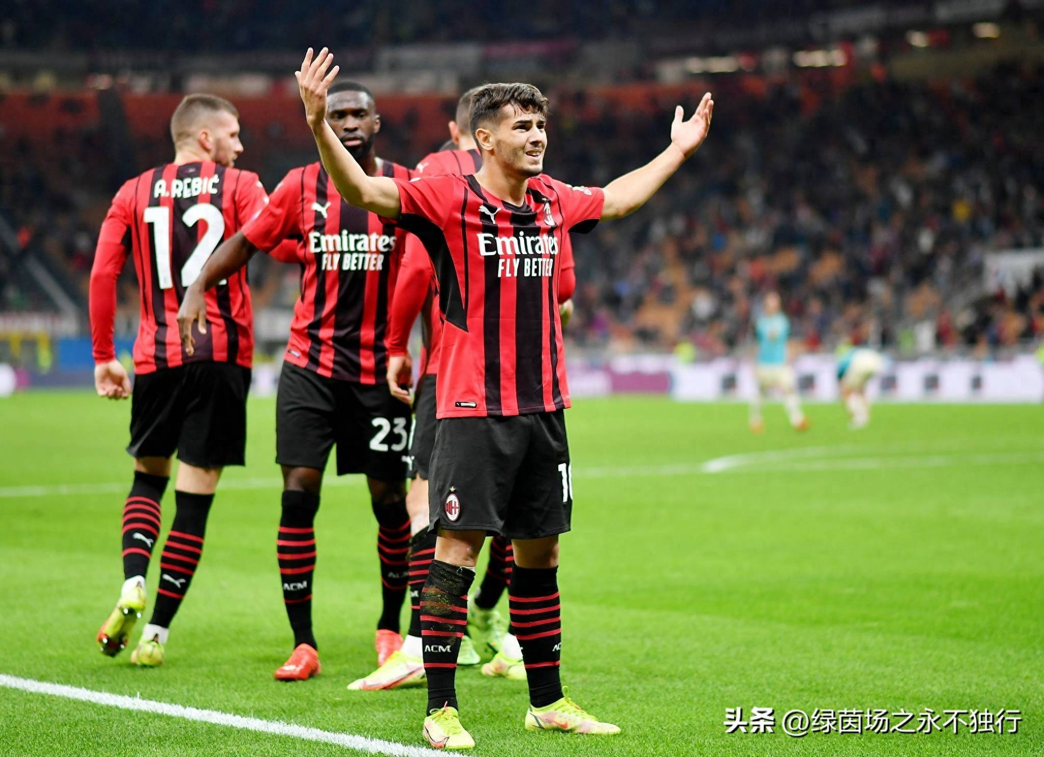 里尔集结日绝杀压哨，志在西甲名次提升，话题不断，训练强度明显提升的简单介绍