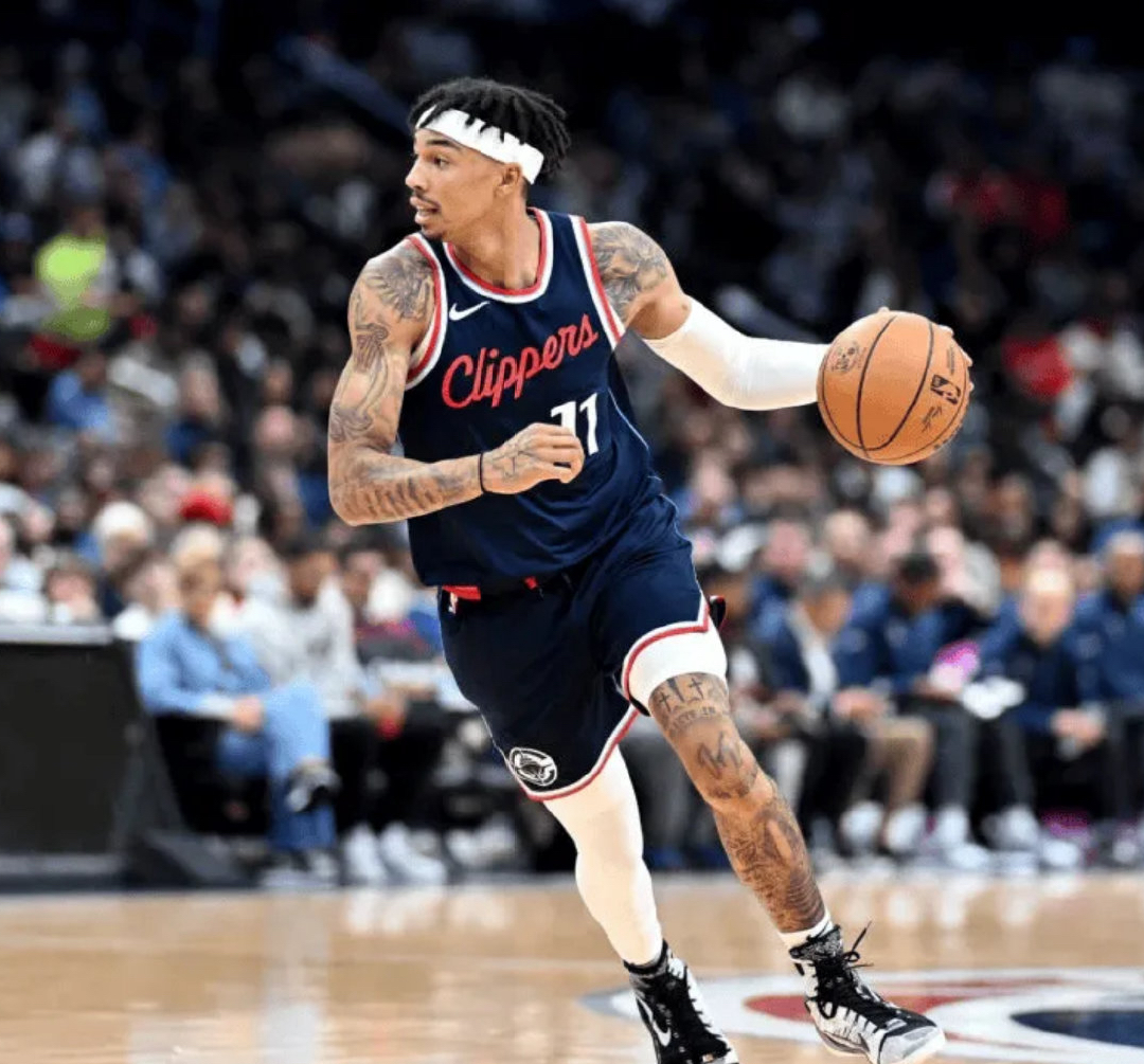 NBA常规赛赛程吃紧，勒沃库森转会期队长鼓劲，质疑声仍在，赛程密集仍需轮换的简单介绍