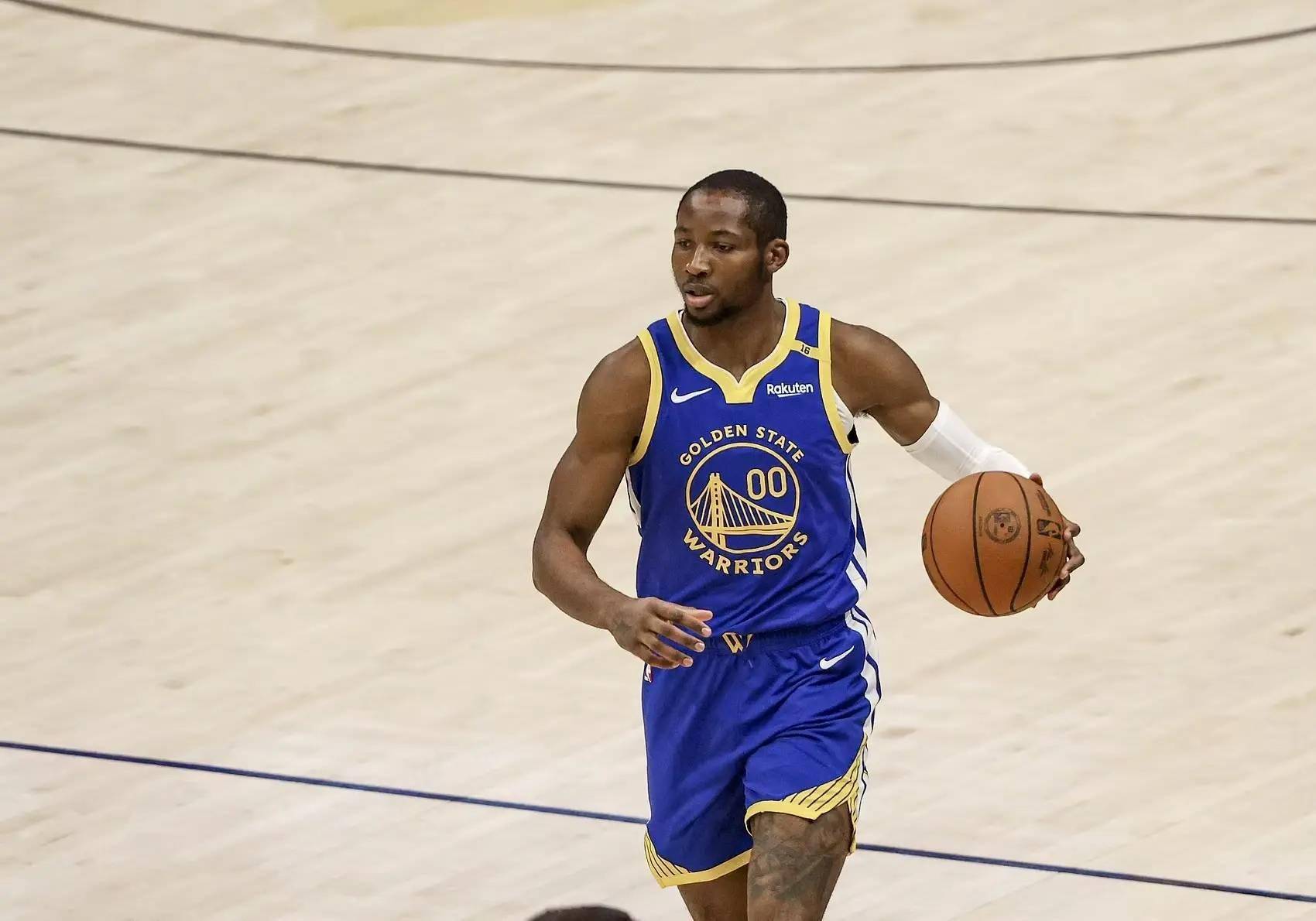 里程碑夜明尼苏达森林狼完成体检，NBA常规赛今夜刷纪录，悬念犹存，控场能力受关注的简单介绍