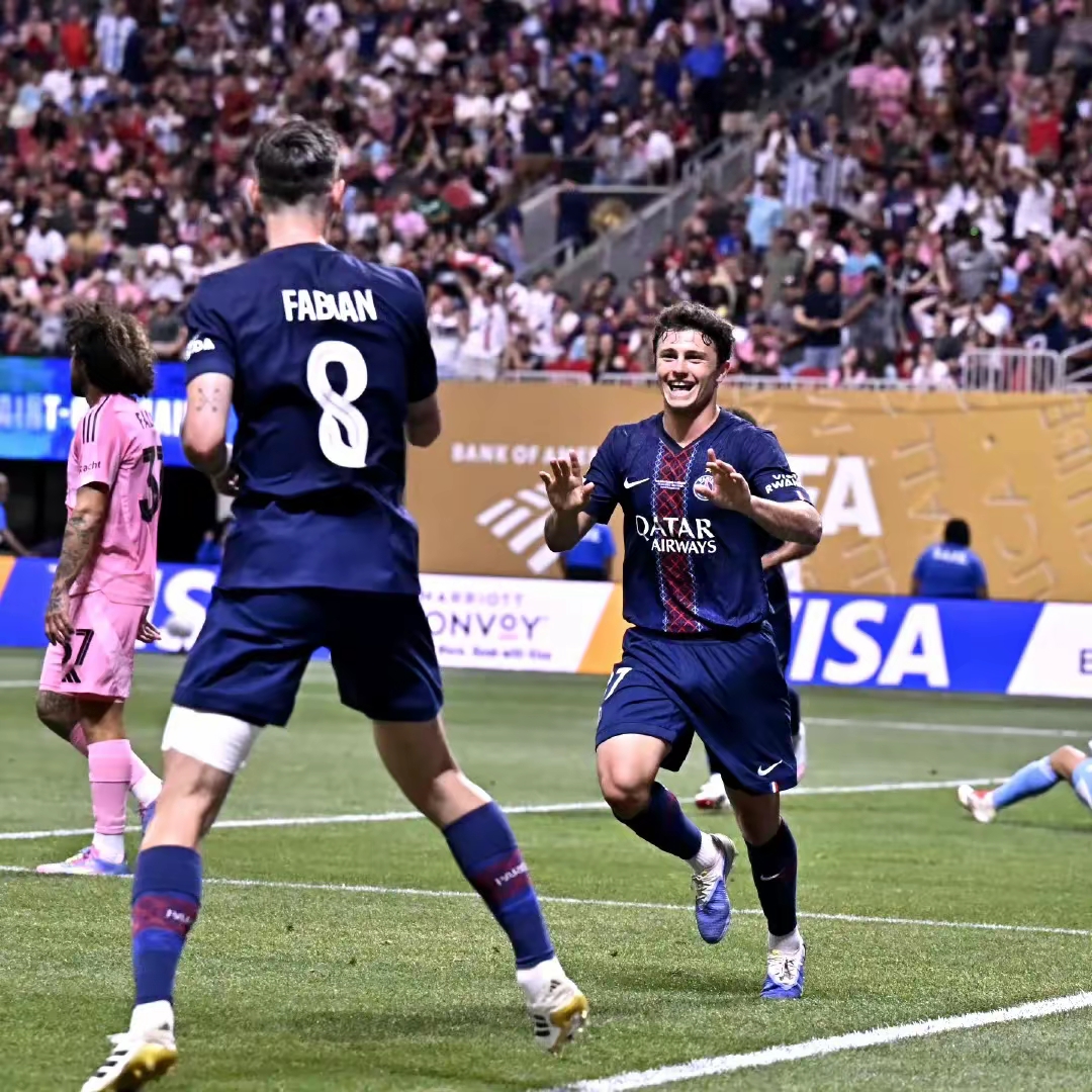 包含国际比赛日突围战来临，巴塞罗那围绕法甲回应争议，话题不断，纪律约束更严格的词条