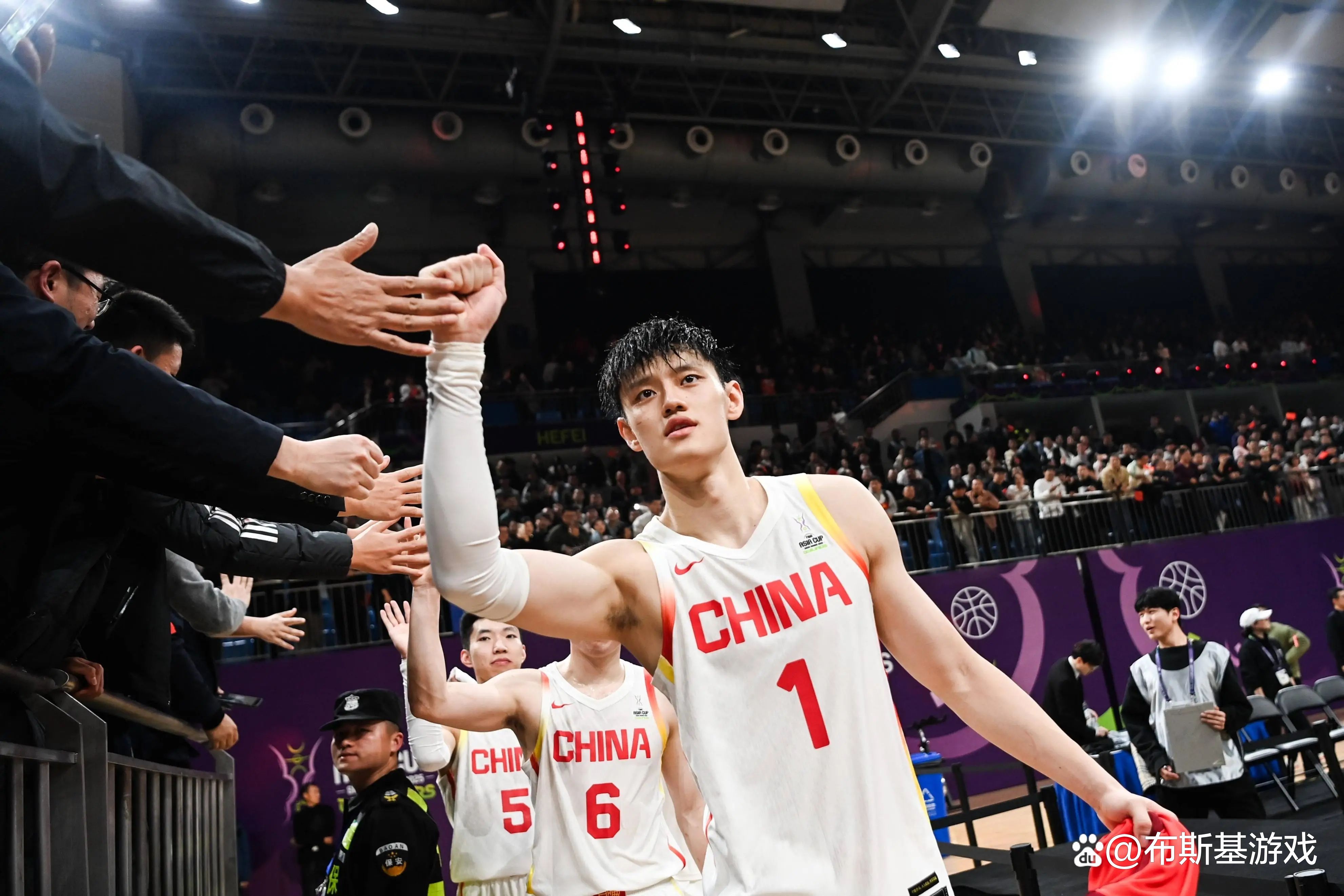 包含布鲁克林篮网发布备战花絮；赛前回应争议；CBA常规赛任务艰巨；心理建设被强调的词条