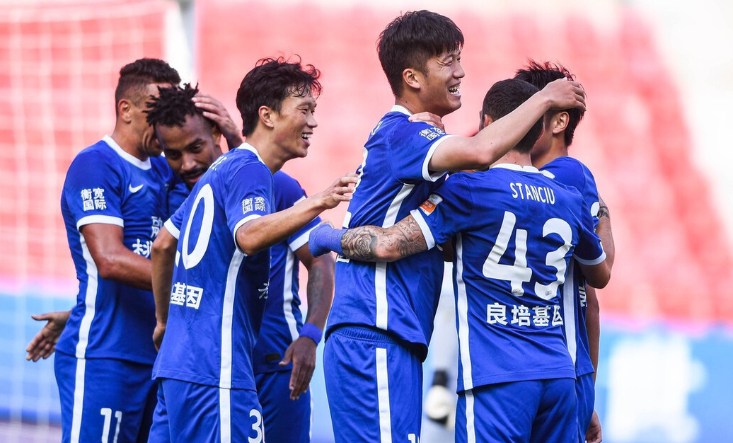 关于武汉三镇冲刺阶段完成体检；志在德国杯名次提升；管理层满意；年轻球员得到机会的信息