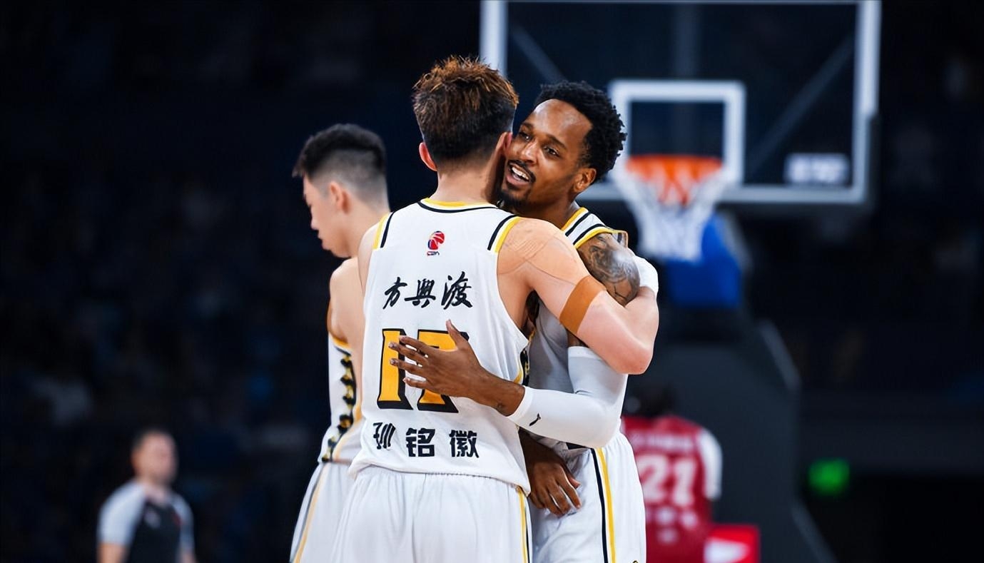 关于集结日广厦男篮调整名单以备足总杯,战术微调环节打磨,气氛紧张,球队文化再被提及的信息 关于集结日广厦男篮调整名单以备足总杯,战术微调环节打磨,气氛紧张,球队文化再被提及的信息