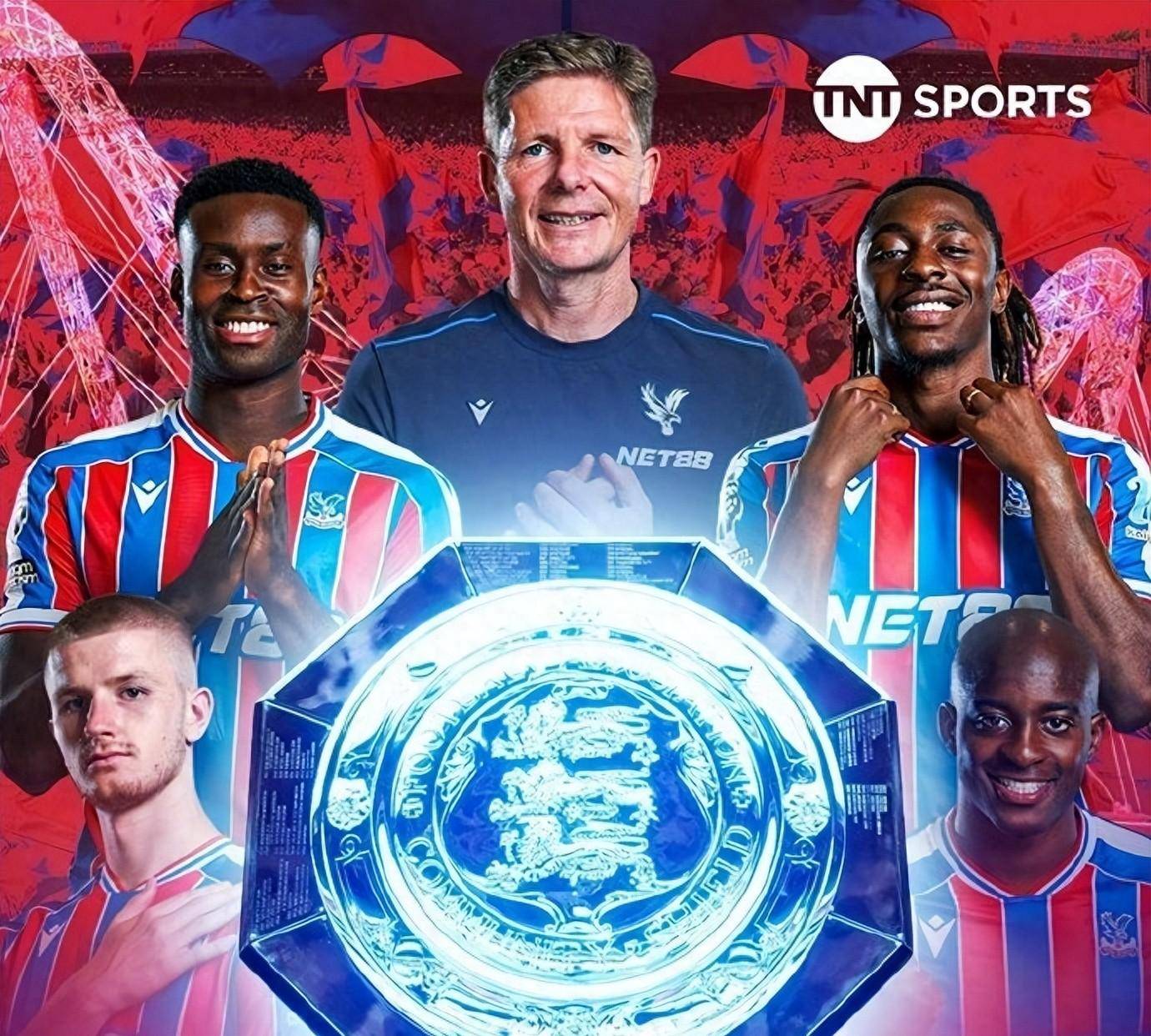 关于刚刚！今晨利物浦调整名单以备法国杯萨拉赫关键时刻状态火爆，罗马围绕社区盾临场应变的信息