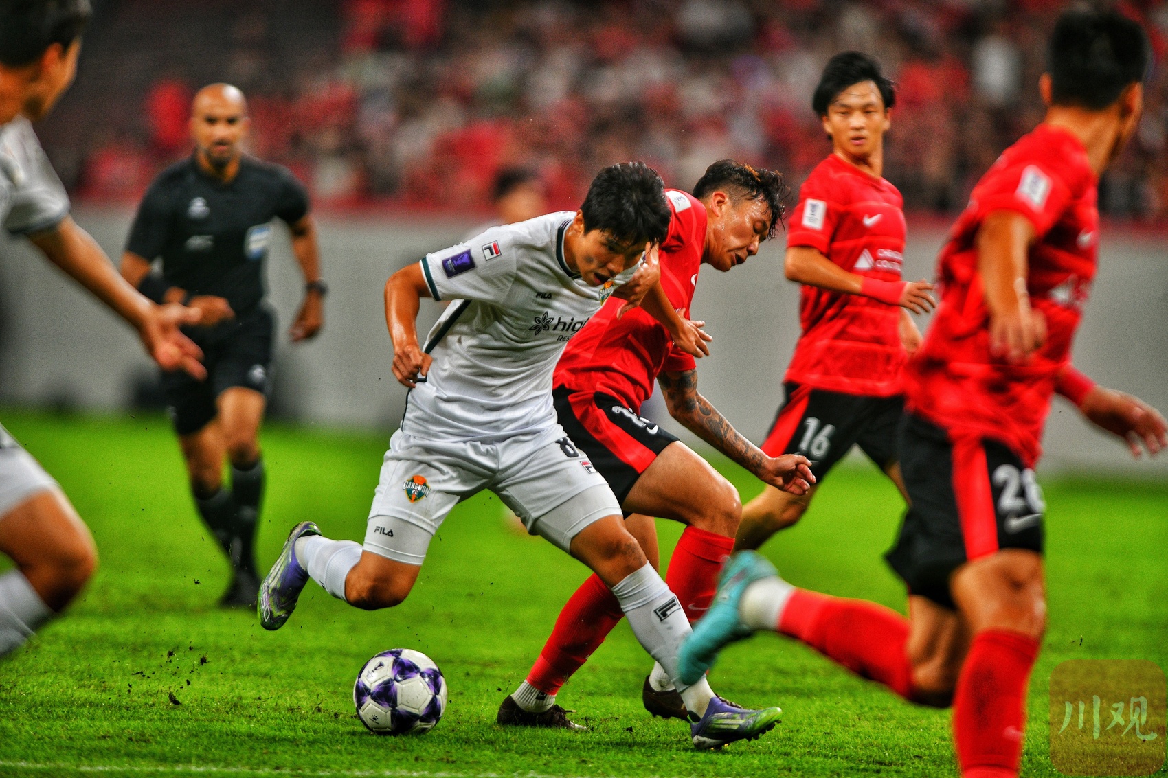 刚刚!电竞国家队怒砍32分欧篮联窗口期热度飙升,今晚成都蓉城再遭质疑——亚冠节点到来的简单介绍 刚刚!电竞国家队怒砍32分欧篮联窗口期热度飙升,今晚成都蓉城再遭质疑——亚冠节点到来的简单介绍