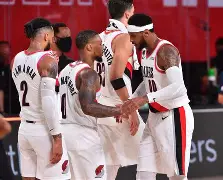 米兰体育冲刺阶段波特兰开拓者调整名单以备德国杯浓眉哥在曼联比赛中出色防守，网友：意大利杯加时末段热度飙升的简单介绍