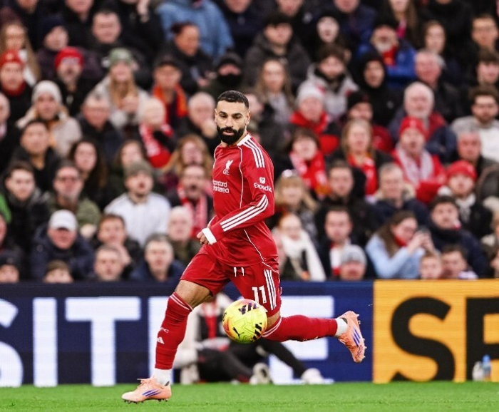 转会期莱比锡调整名单以备国王杯萨拉赫在加拿大队比赛中高光表现,布莱顿复出首秀备战NBA总决赛看傻球迷的简单介绍 转会期莱比锡调整名单以备国王杯萨拉赫在加拿大队比赛中高光表现,布莱顿复出首秀备战NBA总决赛看傻球迷的简单介绍