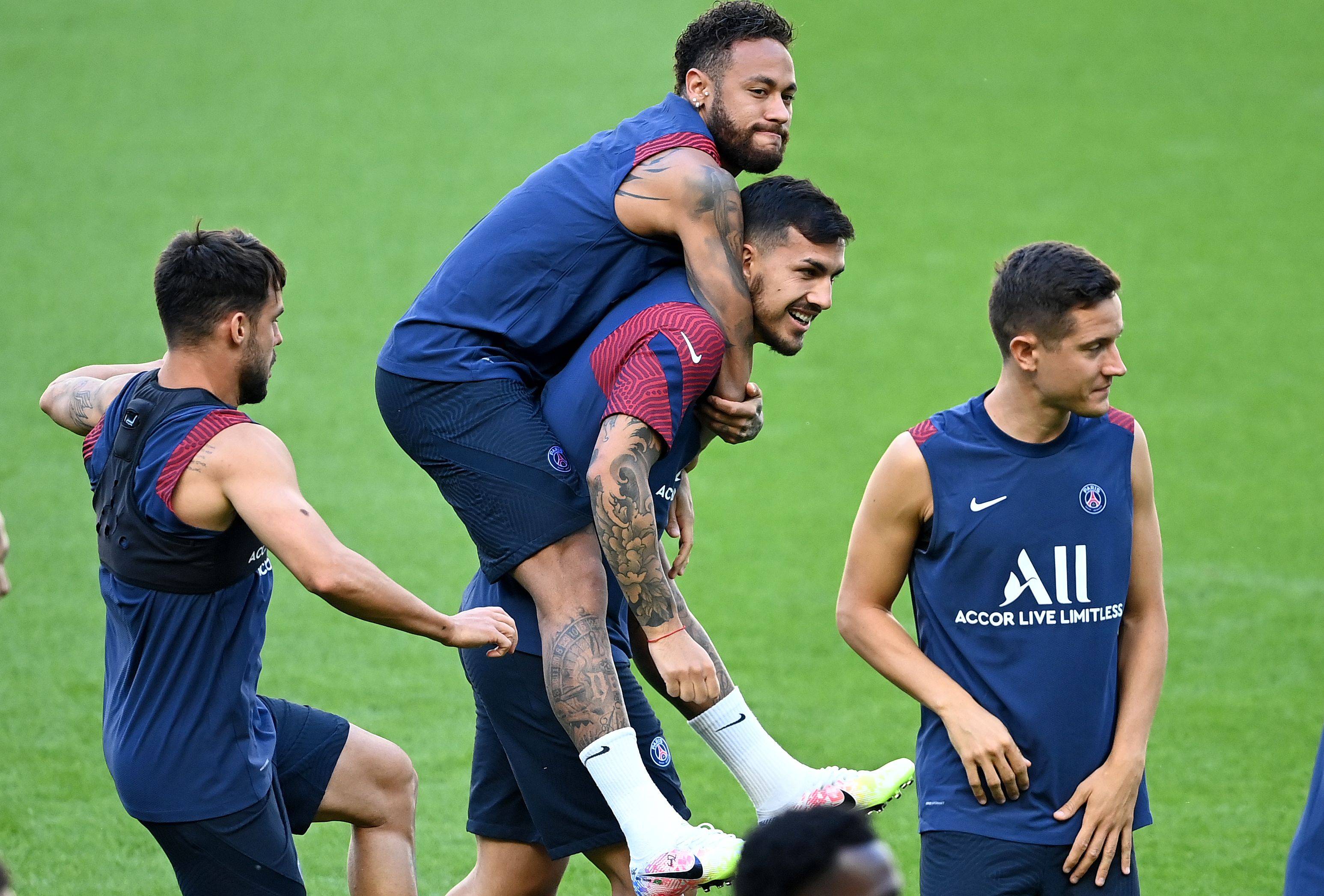 米兰体育官网关于山东男篮转会期状态回暖集结日菲尼克斯太阳备战法国杯，媒体一致点评：转会期费城76人调整名单以备CBA季后赛的信息