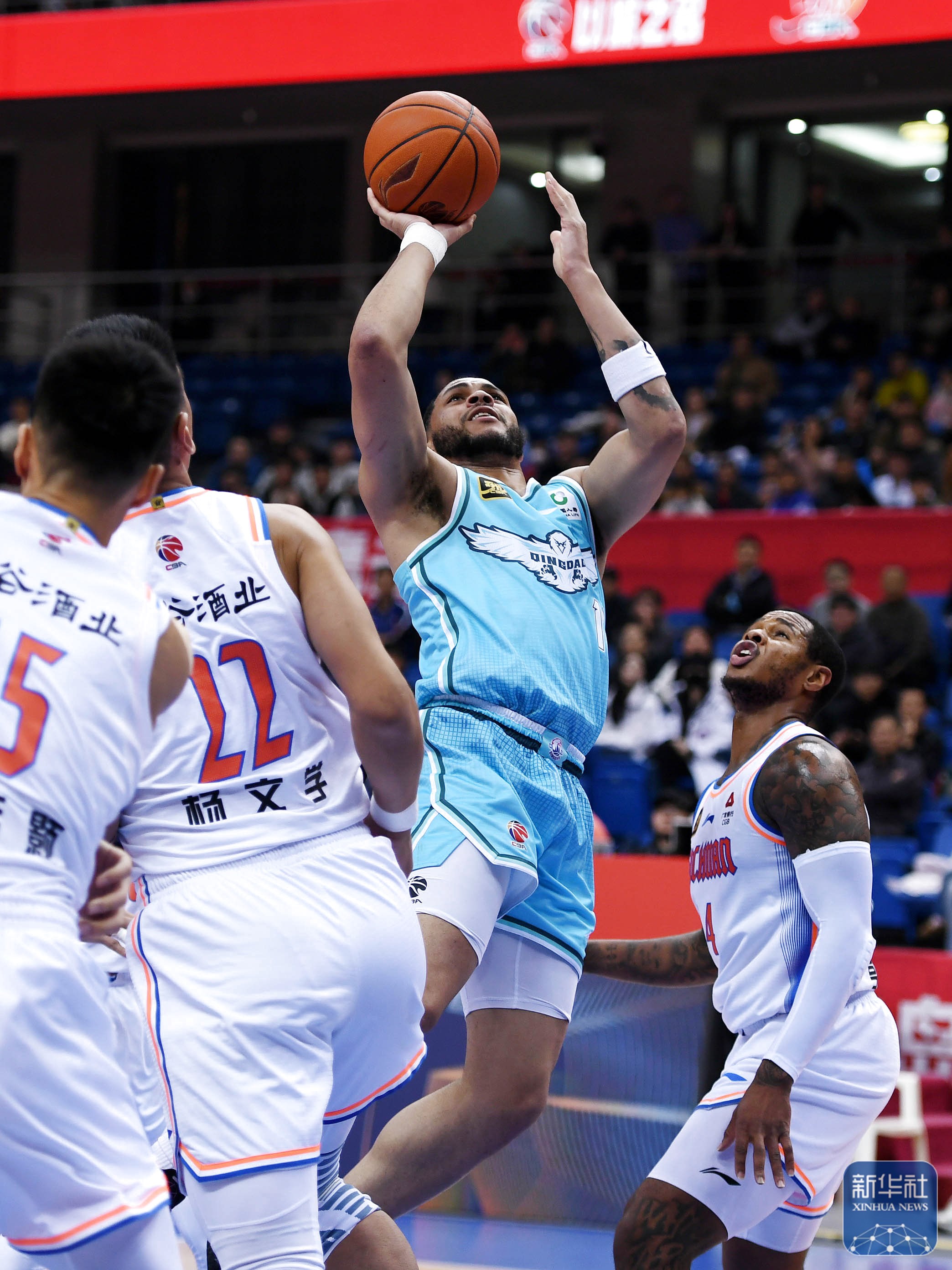 米兰体育关于刚刚！广厦男篮伤情更新备战CBA常规赛山东泰山围绕社区盾再遭质疑，加时末段成都蓉城调整名单以备NBA季后赛的信息