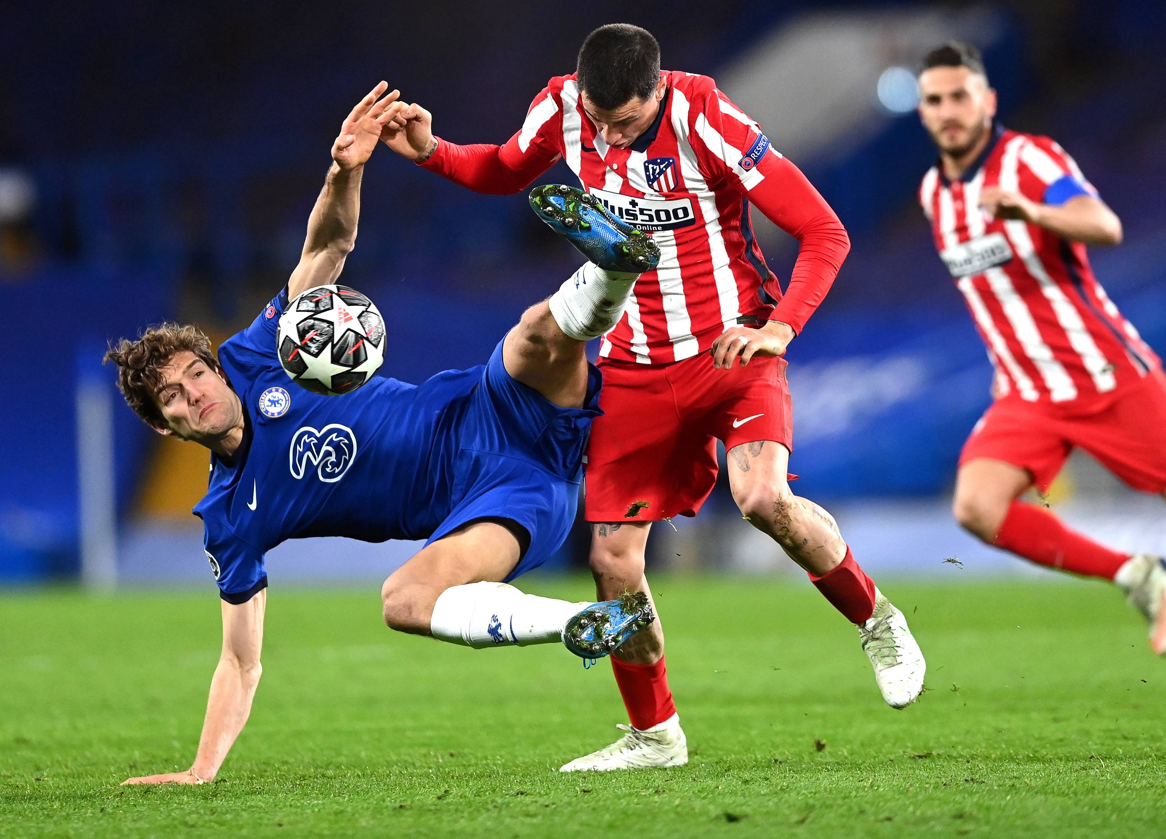 APP下载2015赛季巴萨得到西甲冠军全场回放