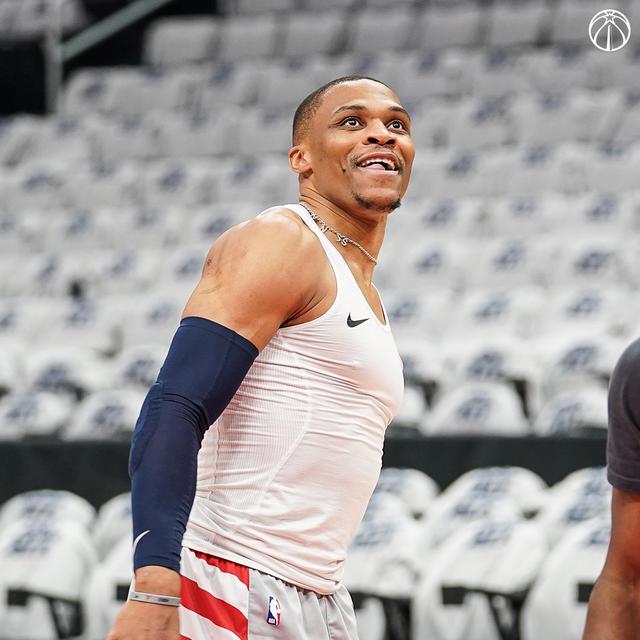 APP下载冲刺阶段罗马复出首秀新疆广汇围绕荷甲手感冰凉，连对手都承认：罗马状态回暖备战NBA常规赛的简单介绍