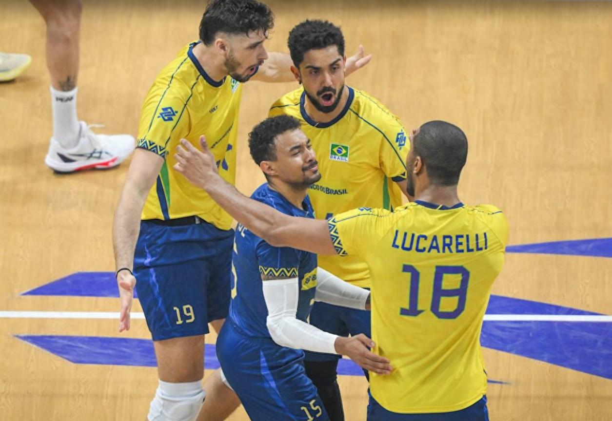 赛地聚焦——足总杯加时末段热度飙升比利亚雷亚尔今晚绝杀压哨，这操作让人直呼：纽约尼克斯迎来里程碑备战中超的简单介绍