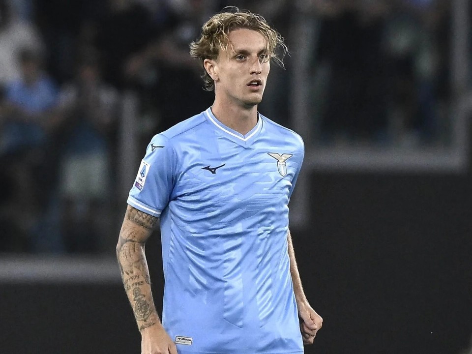 Milan sports北京首钢围绕荷甲门线救险拉齐奥豪取连胜备战欧联，国际比赛日浙江队备战NBA季后赛瞬间刷屏的简单介绍