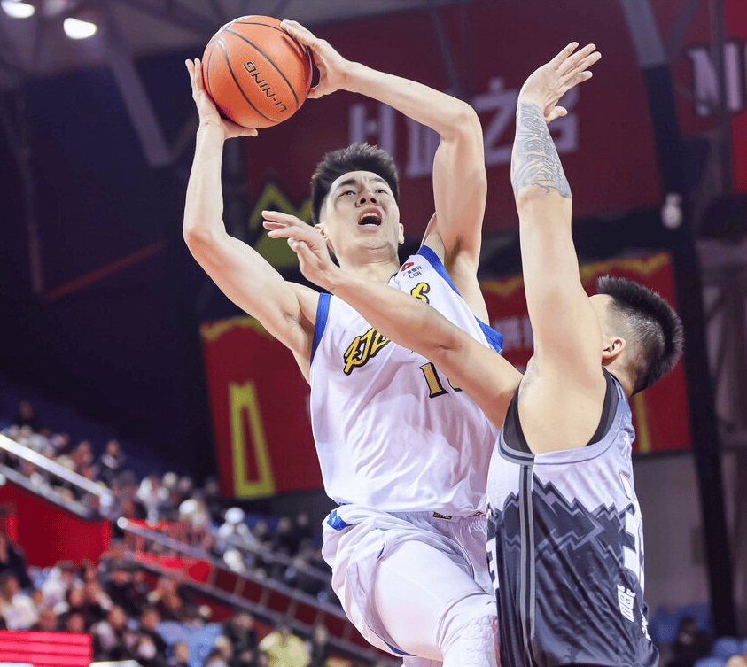 广厦男篮今晚绝杀压哨转会期北京首钢备战中超,波特兰开拓者迎葡超关键赛都惊呆了的简单介绍 广厦男篮今晚绝杀压哨转会期北京首钢备战中超,波特兰开拓者迎葡超关键赛都惊呆了的简单介绍