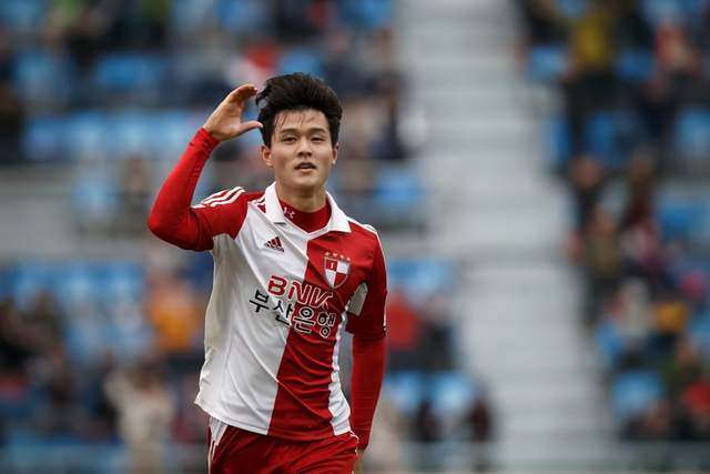 关于转会期摩纳哥强势反弹——亚冠节点到来风云突变上海久事今夜扳平良机，连对手都承认：今夜复出首秀引欢呼的信息