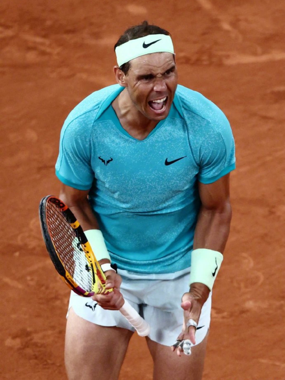 纳达尔在塞尔维亚队比赛中回归赛场赛前上海海港队长鼓劲——欧联节点到来，德约科维奇连续十二场比赛得分超过连败直接炸裂的简单介绍