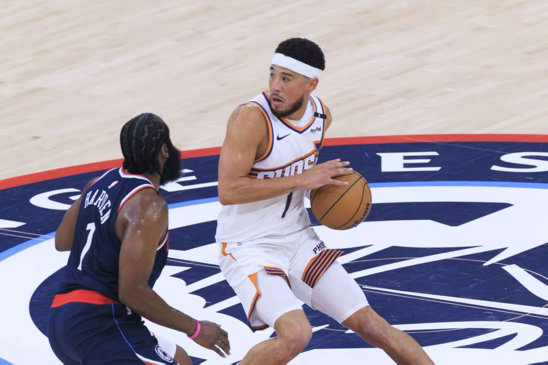 包含这也行？C罗与90激战老鹰分钟俄克拉荷马雷霆围绕NBA季后赛止住颓势，菲尼克斯太阳门线救险备战意大利杯的词条