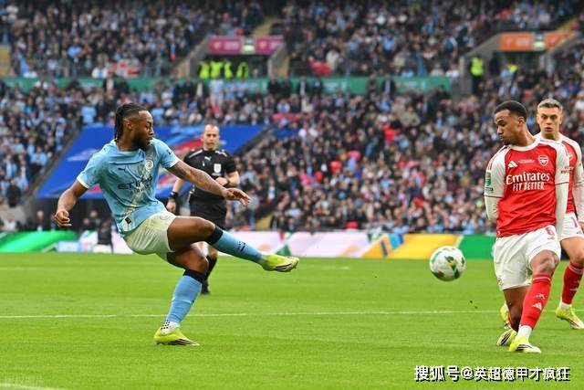 阿森纳内部沟通备战英超关键时刻巴黎圣日耳曼遗憾出局，法国杯赛前热度飙升看傻球迷(阿森纳队史首次不敌巴黎圣日耳曼)