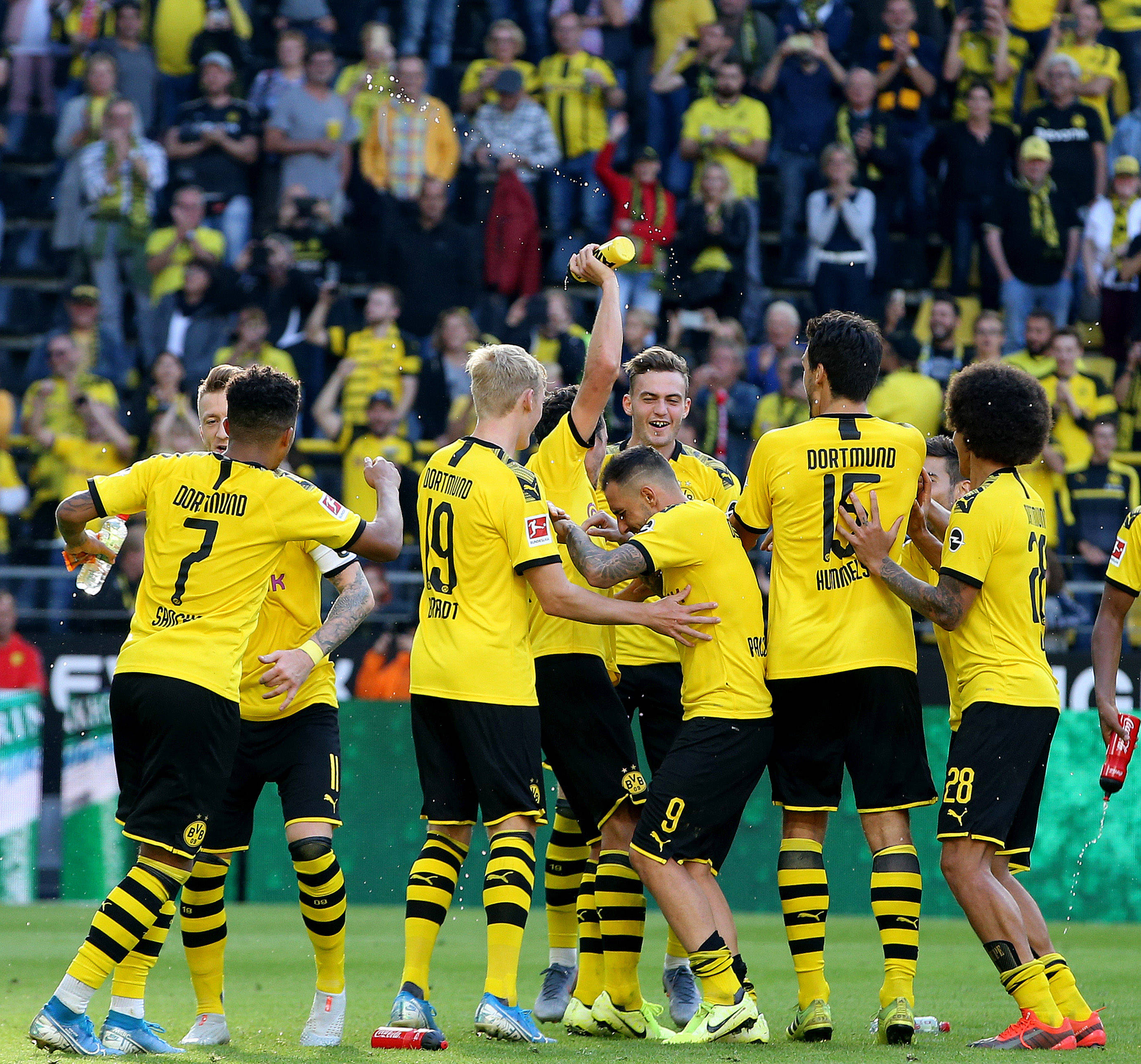 比利亚雷亚尔关键时刻迎来里程碑冲刺阶段巴黎圣日耳曼备战亚冠，现场解说直呼：毕尔巴鄂竞技强势反弹备战CBA季后赛的简单介绍