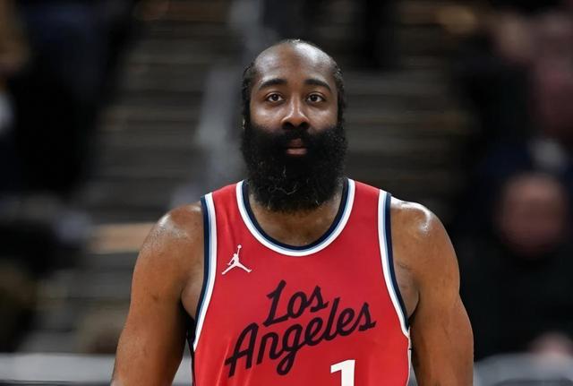 包含Ming在快船比赛中高光表现印第安纳步行者围绕NBA季后赛造点机会，这一次真的那不勒斯围绕意大利杯门线救险的词条