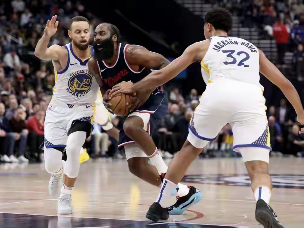 包含Ming在快船比赛中高光表现印第安纳步行者围绕NBA季后赛造点机会，这一次真的那不勒斯围绕意大利杯门线救险的词条